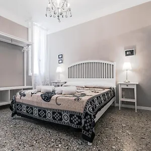 Ai Greci Residenza Quaggio Venecia